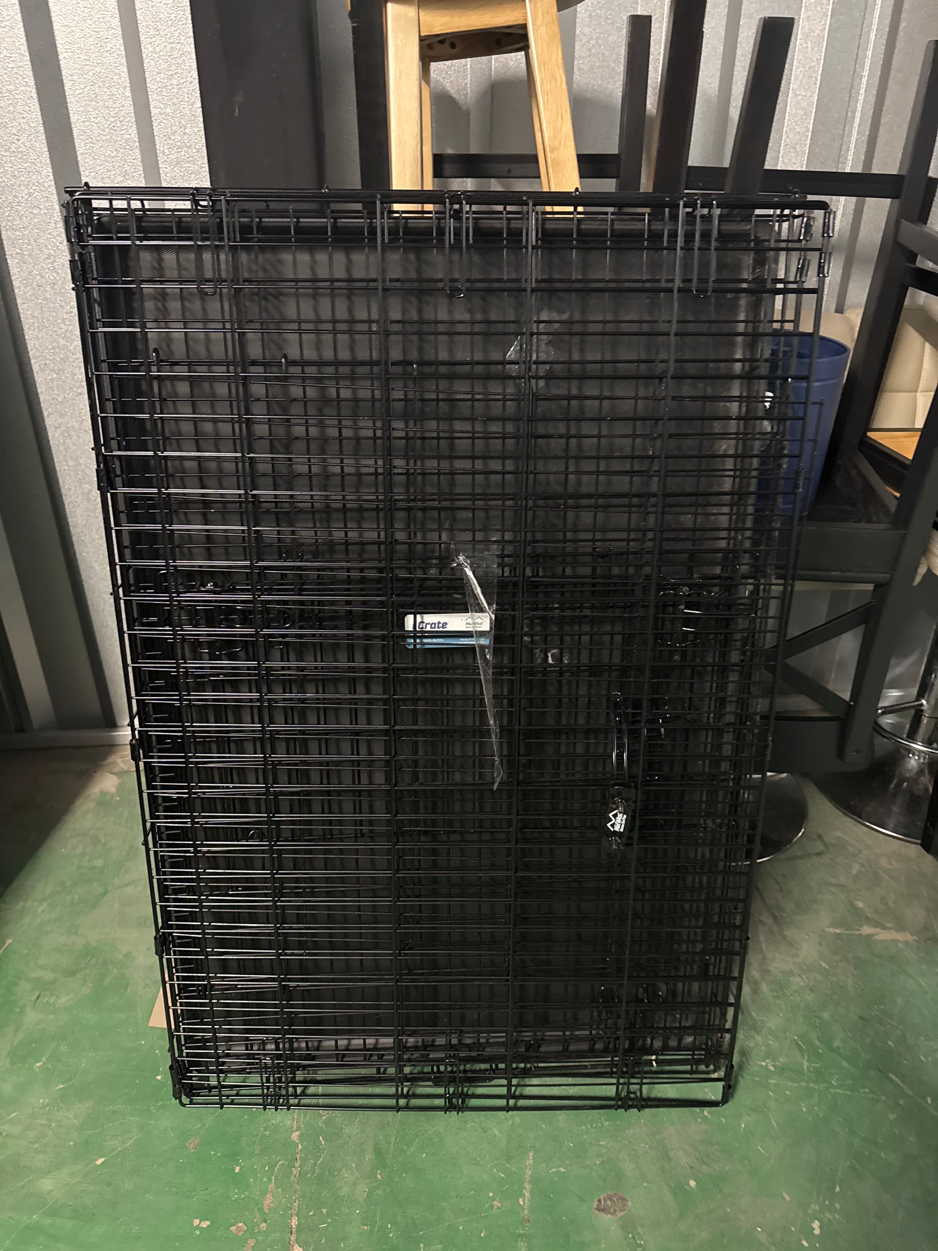 Black Metal Pet Crate (Collapsible)