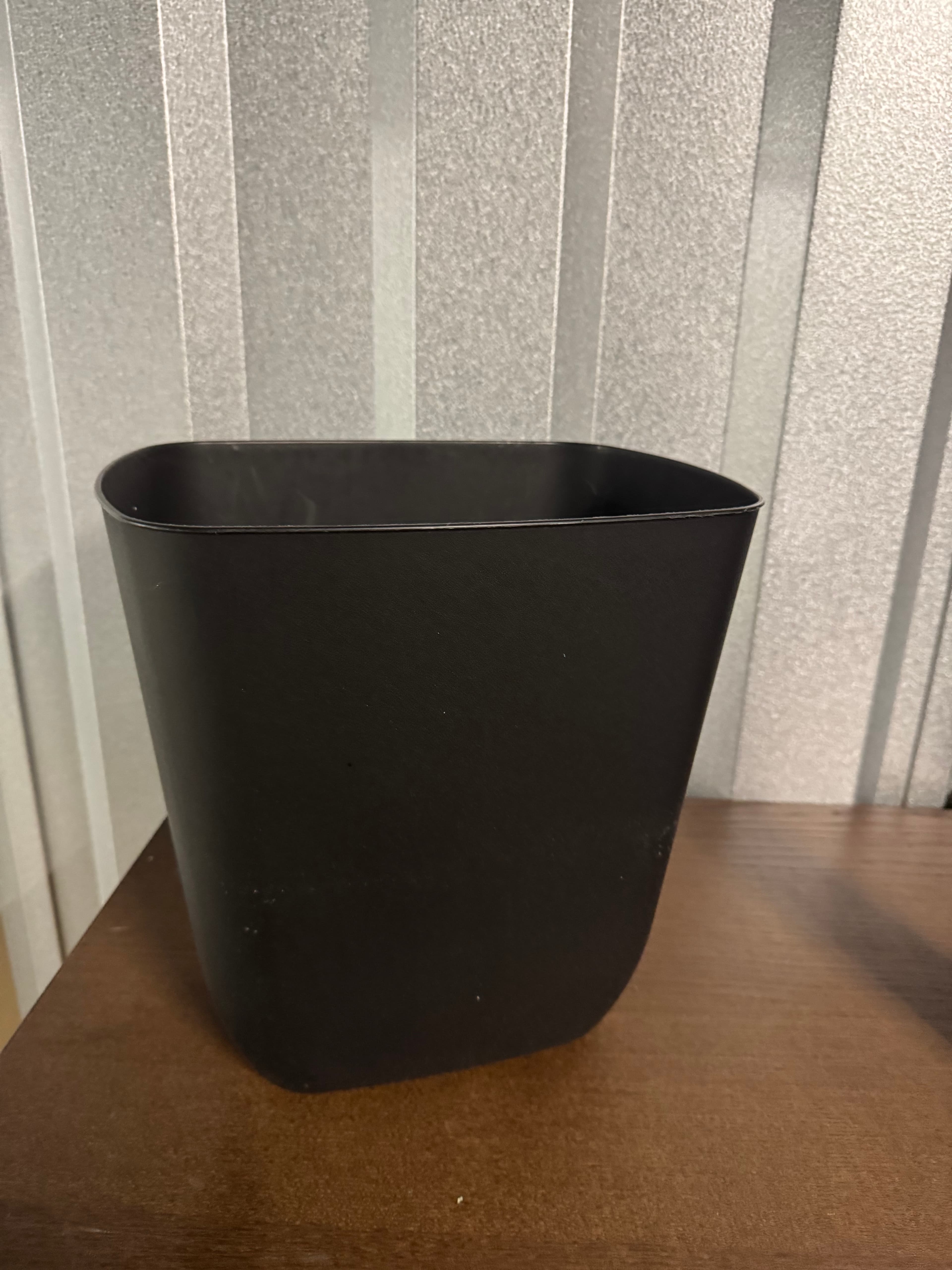 Small Black Trash Bin