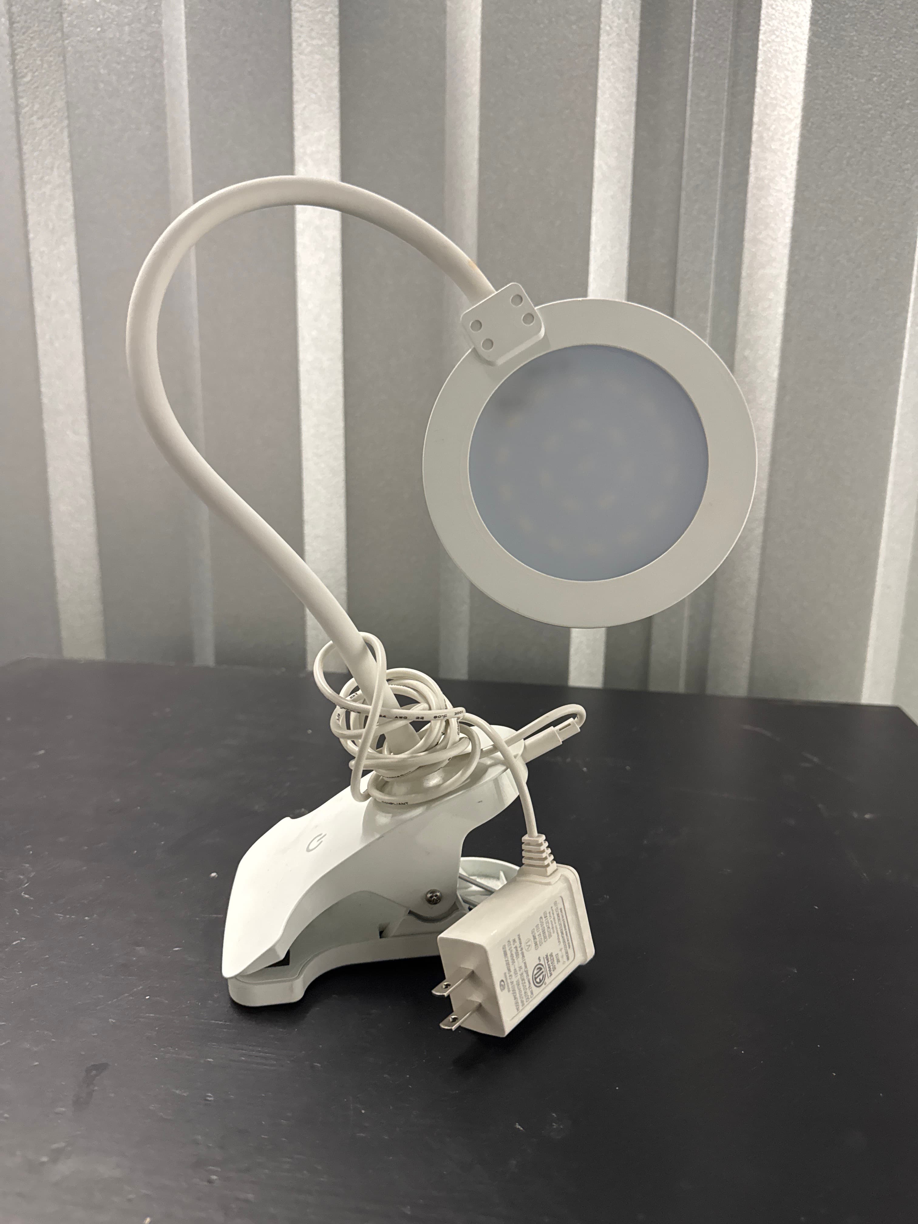 Clip-On LED Lamp
