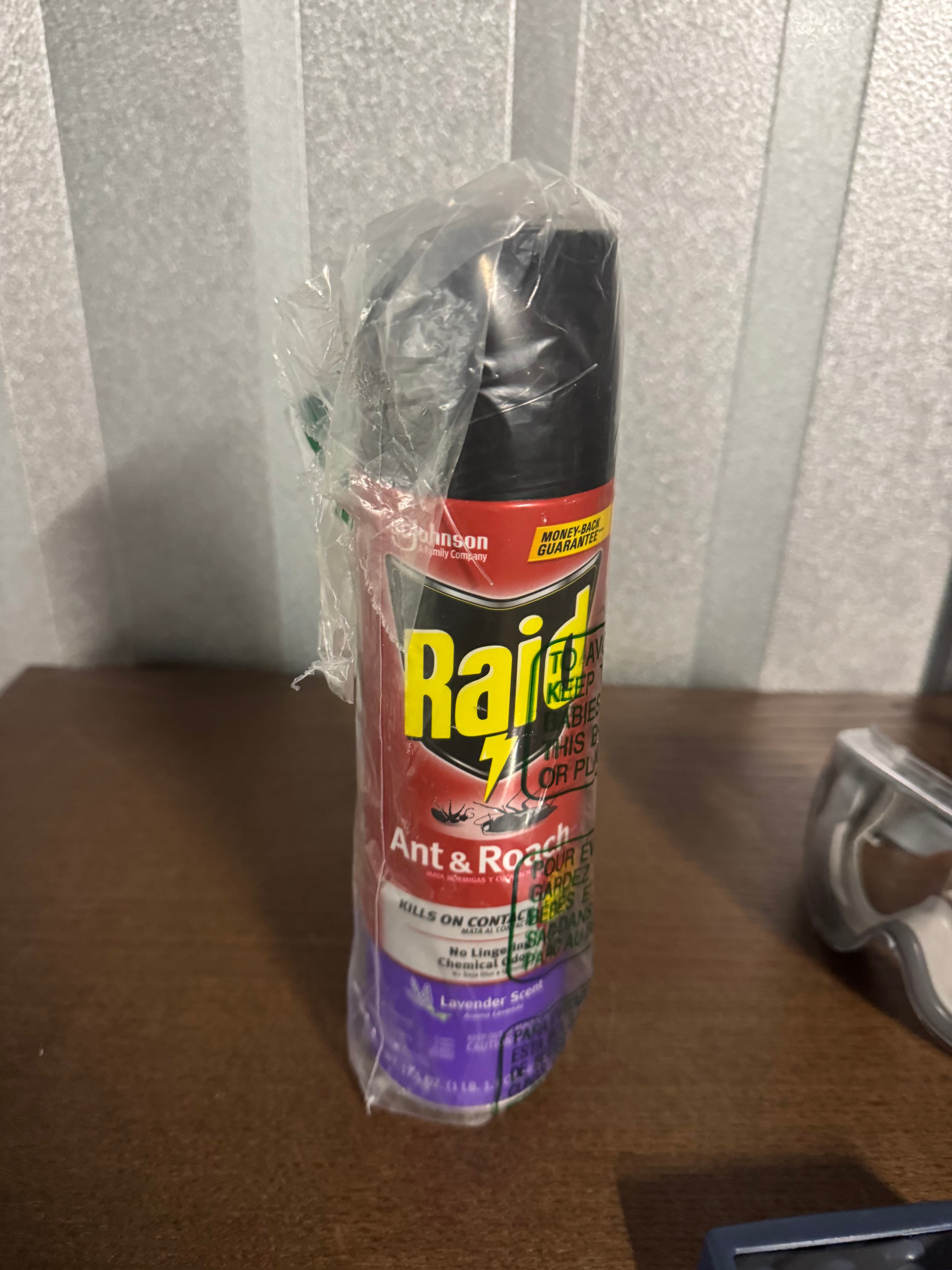Raid Ant & Roach Spray