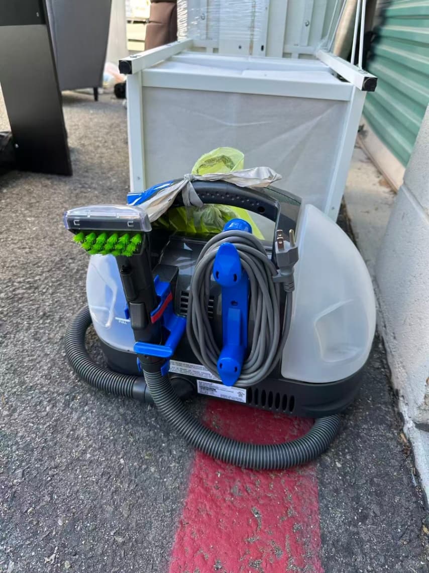 Carpet & Upholstery Cleaner