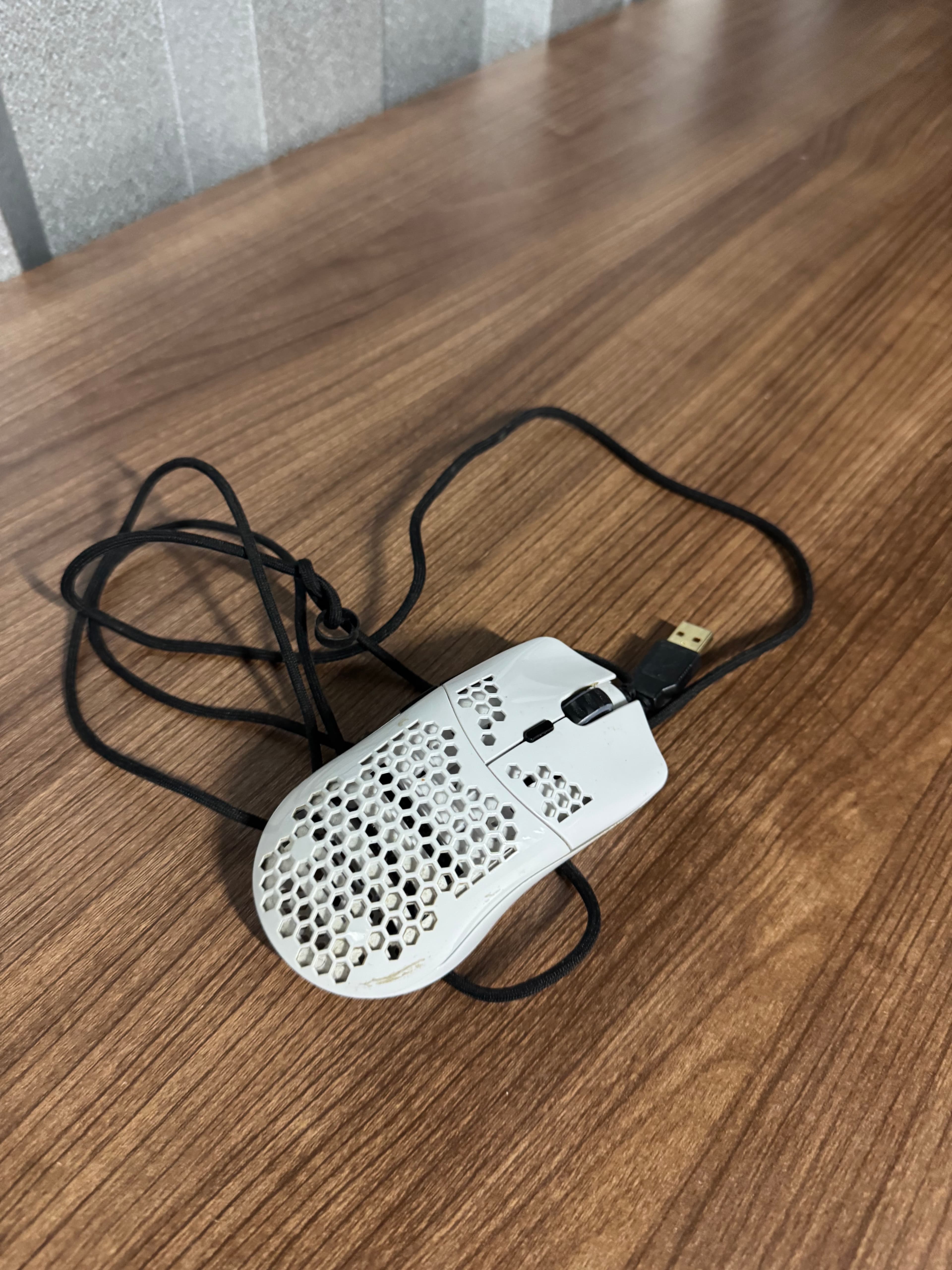Honeycomb Lightweight Wired Gaming Mouse